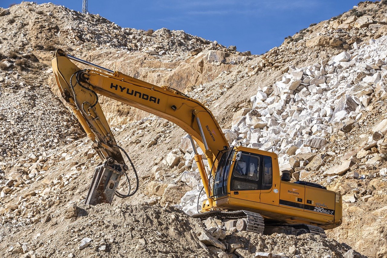 excavator, quarry, mining-7703097.jpg